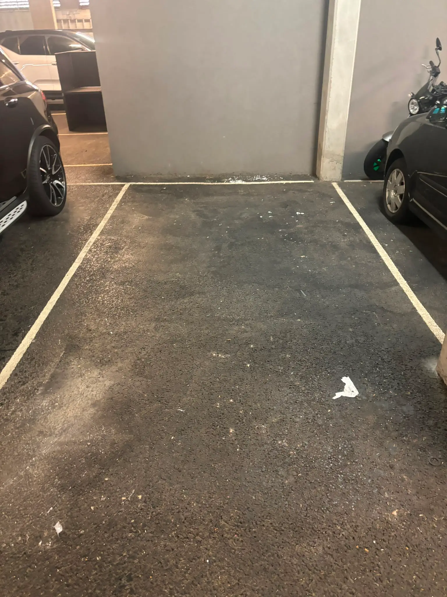 Parking and access area for the clearance vehicle Marked parking and access area suitable for a clearance vehicle.